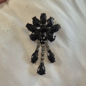 Liz Claiborne Vintage RARE Black RHINESTONE Brooch